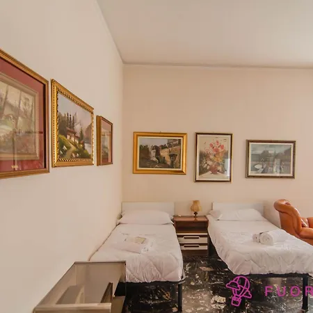 Fuoriporta Affitti Brevi - Incantevole Residenza Retro Apartamento Parma