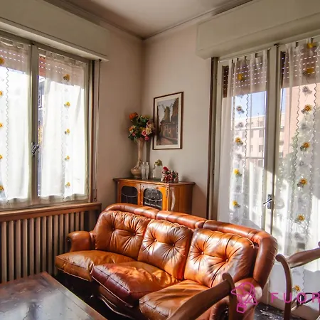 Apartamento Fuoriporta Affitti Brevi - Incantevole Residenza Retro Parma