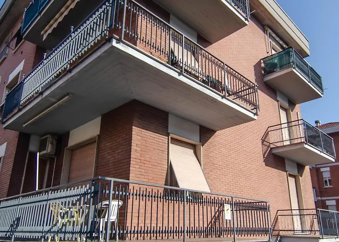 Fuoriporta Affitti Brevi - Incantevole Residenza Retro Парма