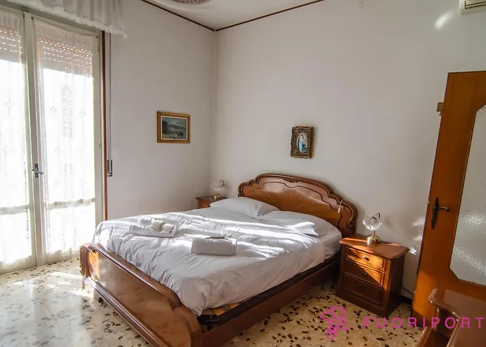 Fuoriporta Affitti Brevi - Incantevole Residenza Retro Апартаменты Парма