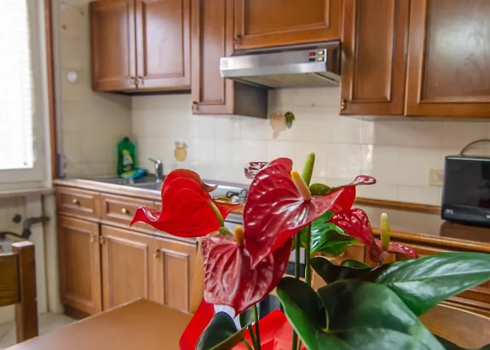 Fuoriporta Affitti Brevi - Incantevole Residenza Retro Парма